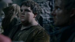 extant_GameOfThrones_2x04-GardenOfBones_2707