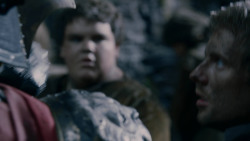 extant_GameOfThrones_2x04-GardenOfBones_2715