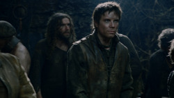 extant_GameOfThrones_2x04-GardenOfBones_2724