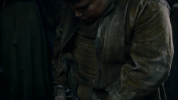 extant_GameOfThrones_2x04-GardenOfBones_2741