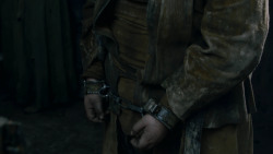 extant_GameOfThrones_2x04-GardenOfBones_2743