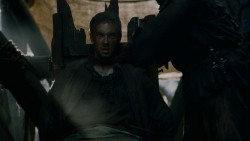 extant_GameOfThrones_2x04-GardenOfBones_2754