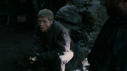 extant_GameOfThrones_2x04-GardenOfBones_2774