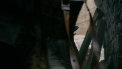 extant_GameOfThrones_2x04-GardenOfBones_2786