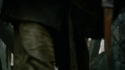 extant_GameOfThrones_2x04-GardenOfBones_2787