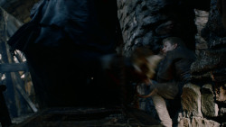 extant_GameOfThrones_2x04-GardenOfBones_2796