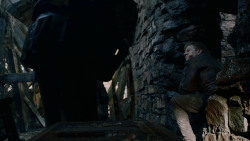 extant_GameOfThrones_2x04-GardenOfBones_2799
