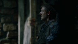 extant_GameOfThrones_2x04-GardenOfBones_2804