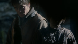 extant_GameOfThrones_2x04-GardenOfBones_2815