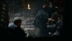 extant_GameOfThrones_2x04-GardenOfBones_2824
