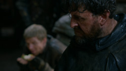 extant_GameOfThrones_2x04-GardenOfBones_2888