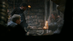 extant_GameOfThrones_2x04-GardenOfBones_2892
