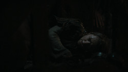 extant_GameOfThrones_2x04-GardenOfBones_2906