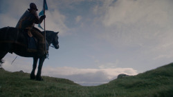 extant_GameOfThrones_2x04-GardenOfBones_2937