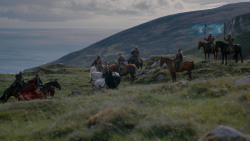 extant_GameOfThrones_2x04-GardenOfBones_2965