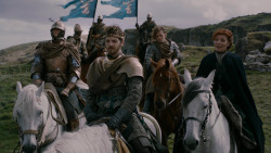 extant_GameOfThrones_2x04-GardenOfBones_2970