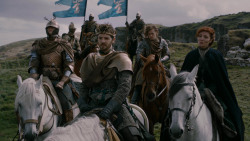 extant_GameOfThrones_2x04-GardenOfBones_2971