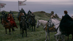 extant_GameOfThrones_2x04-GardenOfBones_2981
