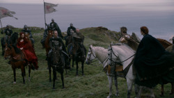 extant_GameOfThrones_2x04-GardenOfBones_2984