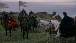 extant_GameOfThrones_2x04-GardenOfBones_2985