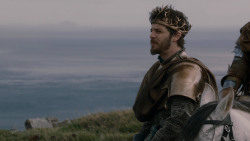 extant_GameOfThrones_2x04-GardenOfBones_2989