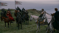 extant_GameOfThrones_2x04-GardenOfBones_3020