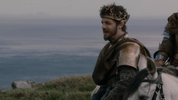 extant_GameOfThrones_2x04-GardenOfBones_3042