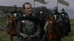 extant_GameOfThrones_2x04-GardenOfBones_3048