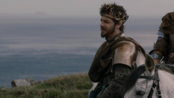 extant_GameOfThrones_2x04-GardenOfBones_3052