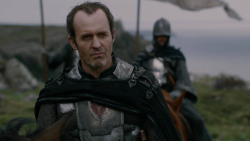 extant_GameOfThrones_2x04-GardenOfBones_3066