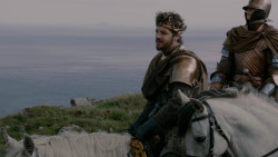 extant_GameOfThrones_2x04-GardenOfBones_3069