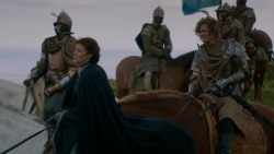 extant_GameOfThrones_2x04-GardenOfBones_3078
