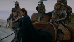 extant_GameOfThrones_2x04-GardenOfBones_3094