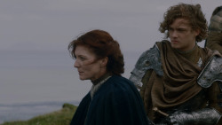 extant_GameOfThrones_2x04-GardenOfBones_3109
