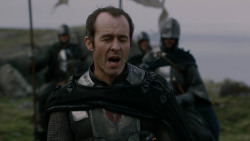 extant_GameOfThrones_2x04-GardenOfBones_3118
