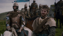 extant_GameOfThrones_2x04-GardenOfBones_3134