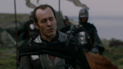 extant_GameOfThrones_2x04-GardenOfBones_3170