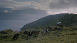 extant_GameOfThrones_2x04-GardenOfBones_3179