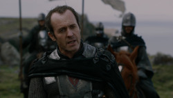 extant_GameOfThrones_2x04-GardenOfBones_3186