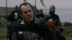 extant_GameOfThrones_2x04-GardenOfBones_3191