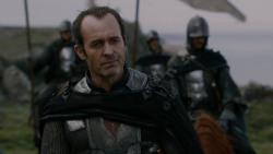 extant_GameOfThrones_2x04-GardenOfBones_3205