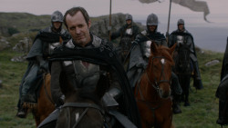 extant_GameOfThrones_2x04-GardenOfBones_3218