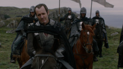 extant_GameOfThrones_2x04-GardenOfBones_3219
