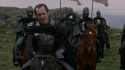 extant_GameOfThrones_2x04-GardenOfBones_3221