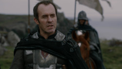 extant_GameOfThrones_2x04-GardenOfBones_3242