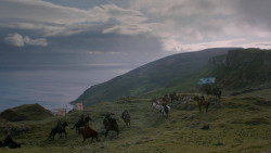 extant_GameOfThrones_2x04-GardenOfBones_3258