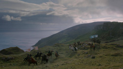 extant_GameOfThrones_2x04-GardenOfBones_3259