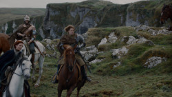 extant_GameOfThrones_2x04-GardenOfBones_3278