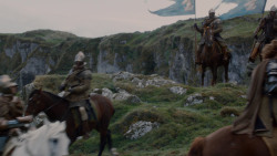 extant_GameOfThrones_2x04-GardenOfBones_3283