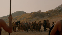 extant_GameOfThrones_2x04-GardenOfBones_3300
